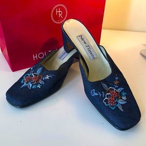 Beautiful embroidery denim mule